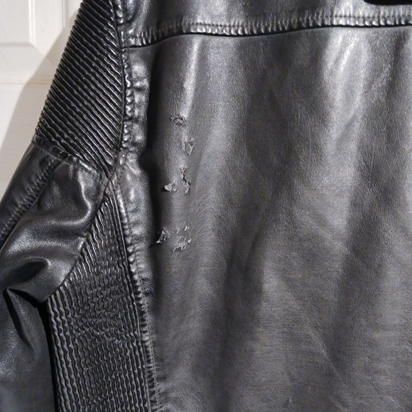 Express Men's Leather Motorcycle Jacket w/Hoodie Insert. Size L - Picture 7 of 16